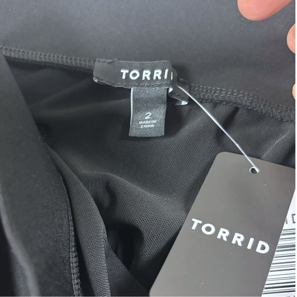 NWT Torrid Midi Studio Knit Side Knot Skirt Black Pencil Sz 2x Office Stretch - Picture 4 of 6